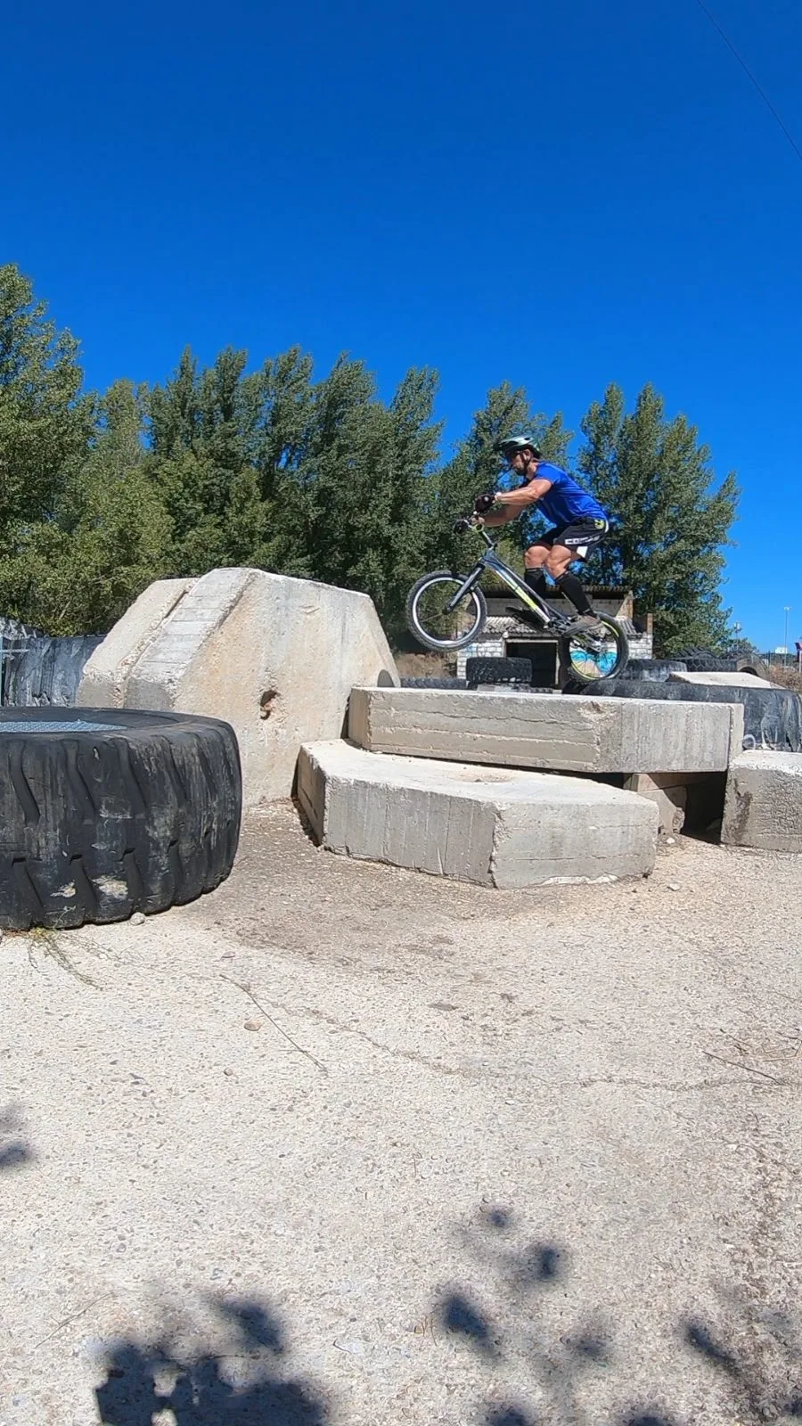 Bikepark trial bici y moto photo 1