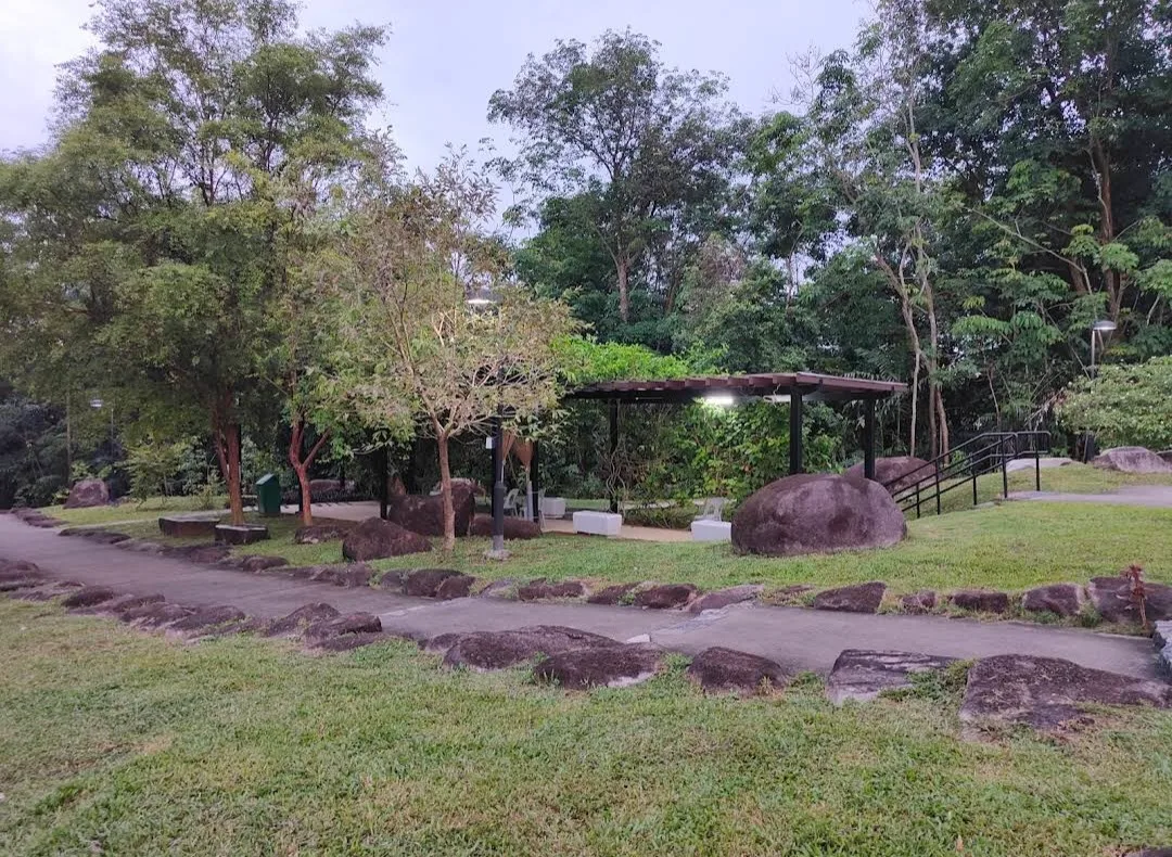 Woodlands Town Park East photo 1
