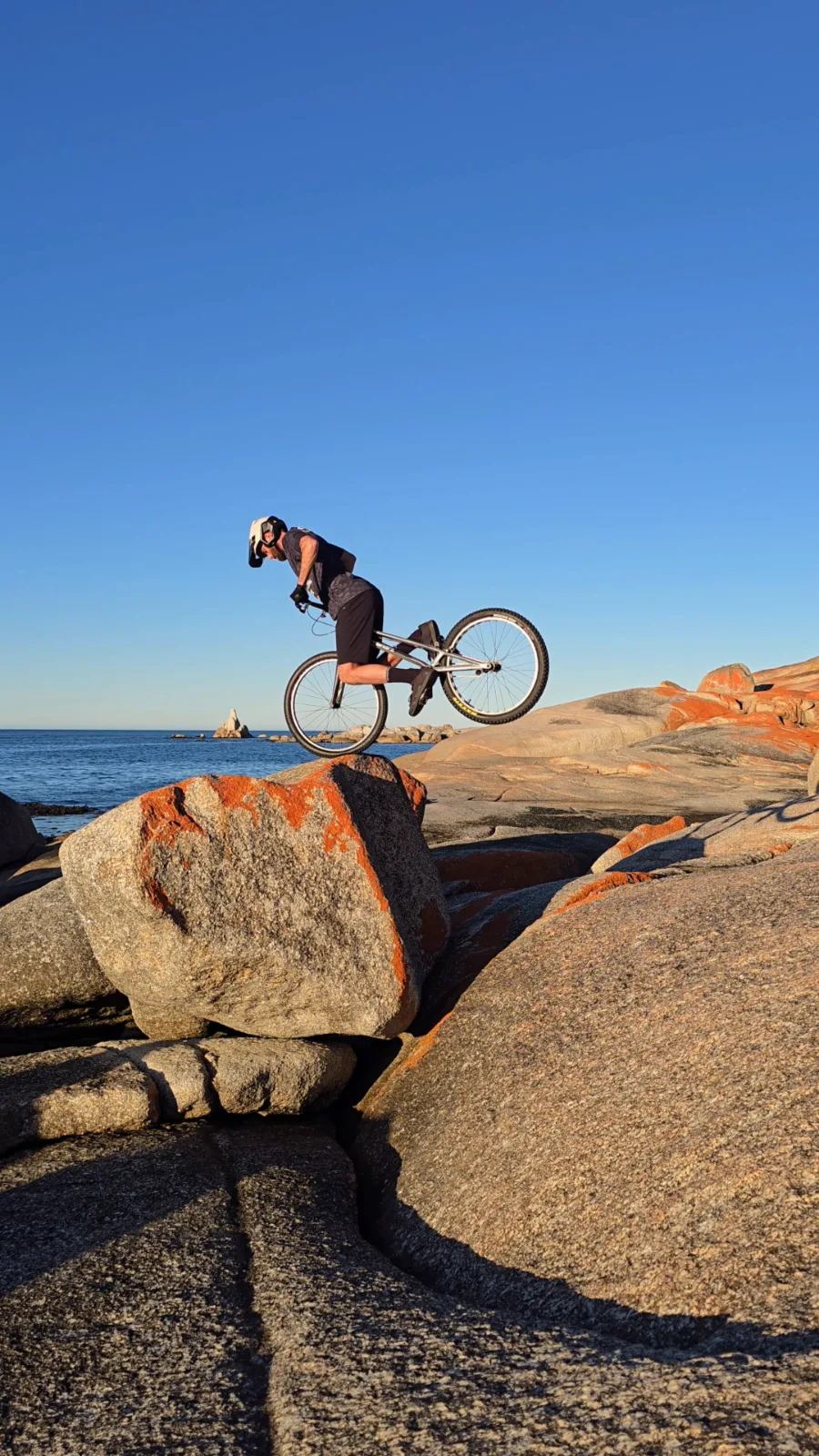 Bay of Fires rocks photo 3